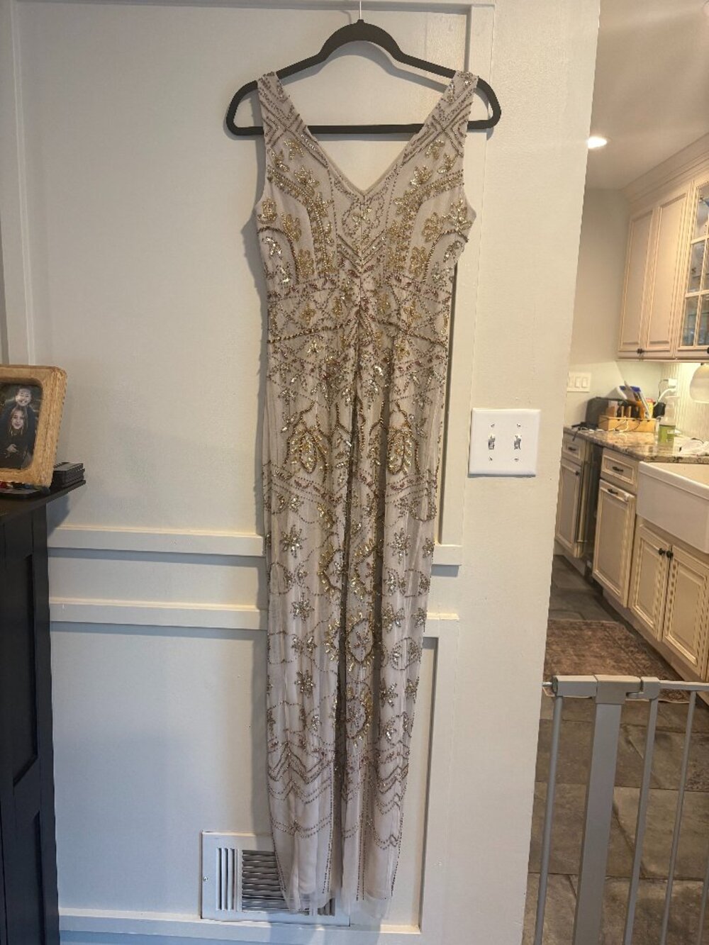 Adrianna Papell Beaded Gown Champagne Gold V-Neck EUC- Size 6